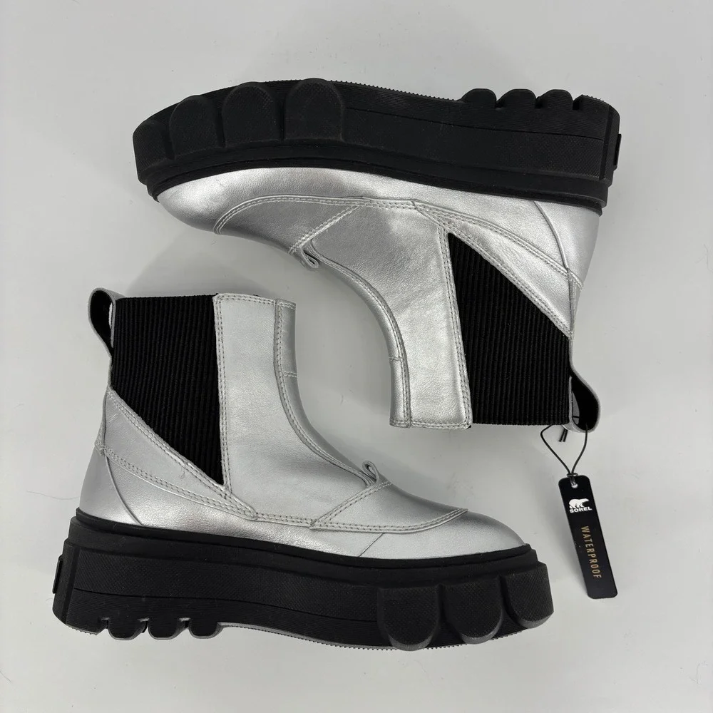 Sorel Caribou X Waterproof Chelsea Boots Silver/Black Women Size 8 Platform